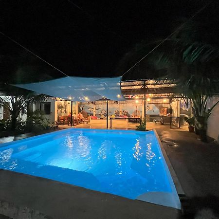 Ananas Guesthouse Moalboal Exteriér fotografie