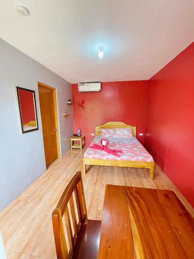 Ananas Guesthouse Moalboal Exteriér fotografie