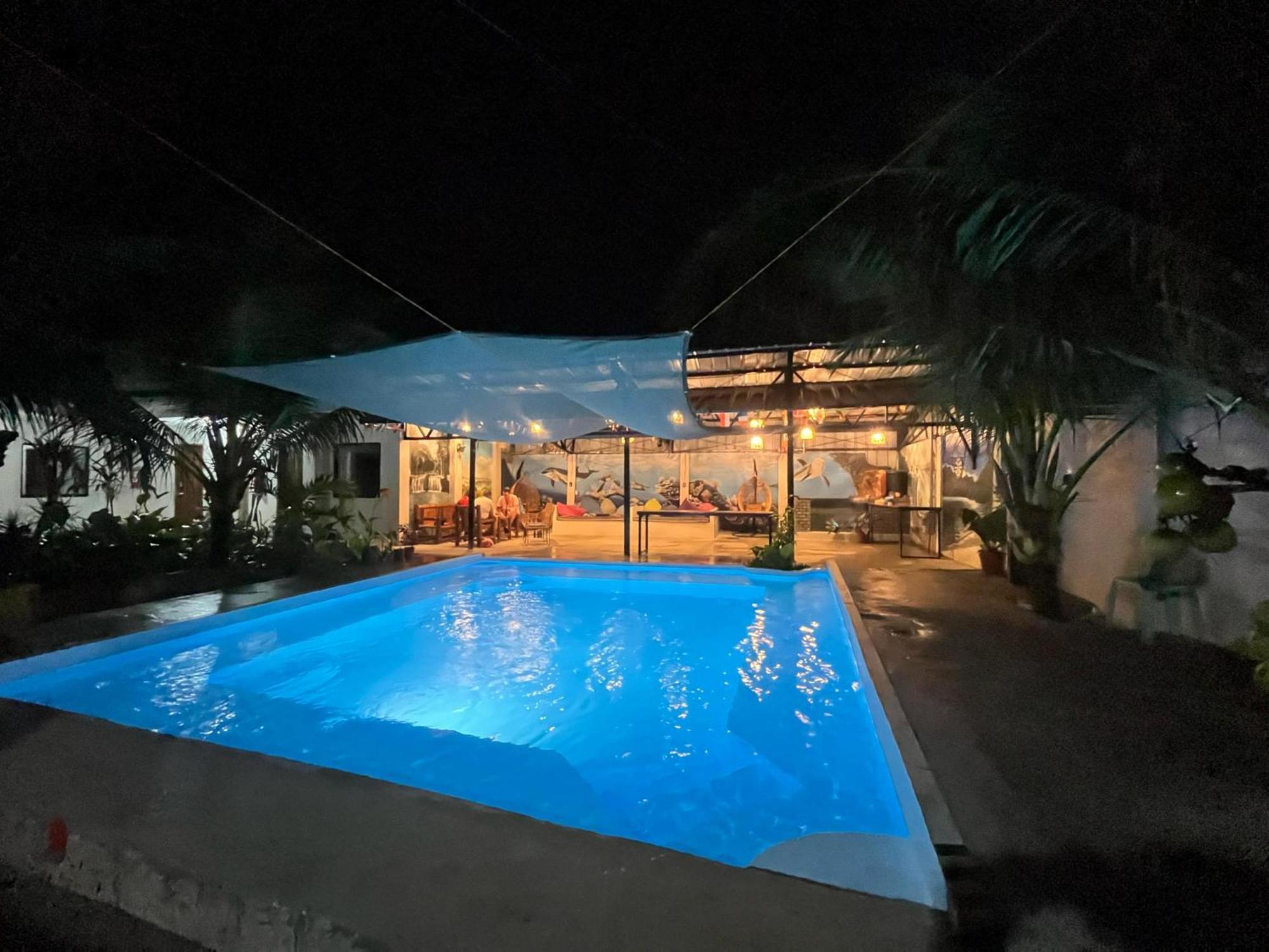 Ananas Guesthouse Moalboal Exteriér fotografie